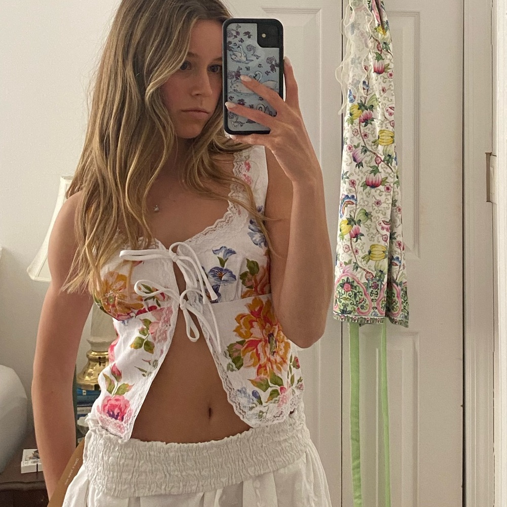 Reformation Rosalie XS Linen Floral Lace Top